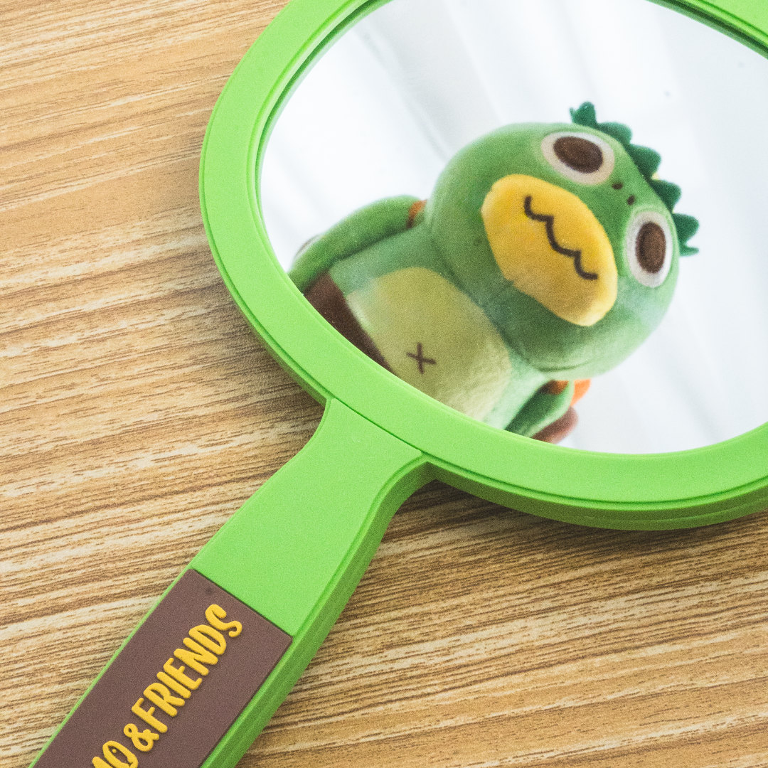 Yumo & Friends – 3D Mirror - DGSQUARED