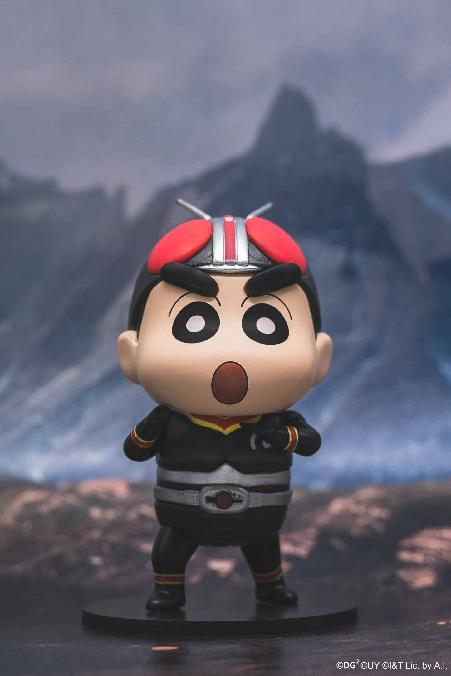 Crayon Shinchan x Masked Rider – Blind Box - DGSQUARED