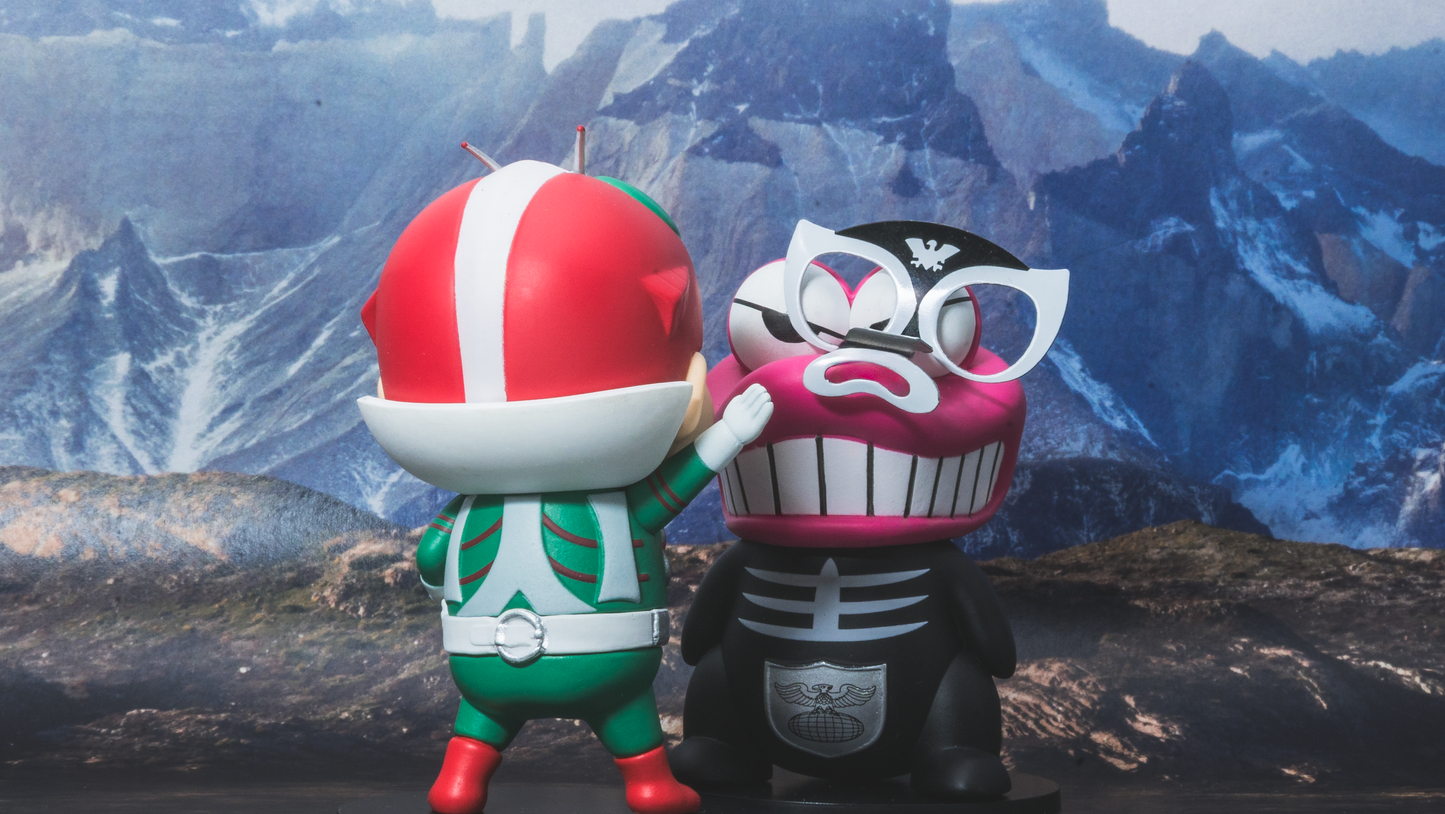Crayon Shinchan x Masked Rider – Blind Box - DGSQUARED