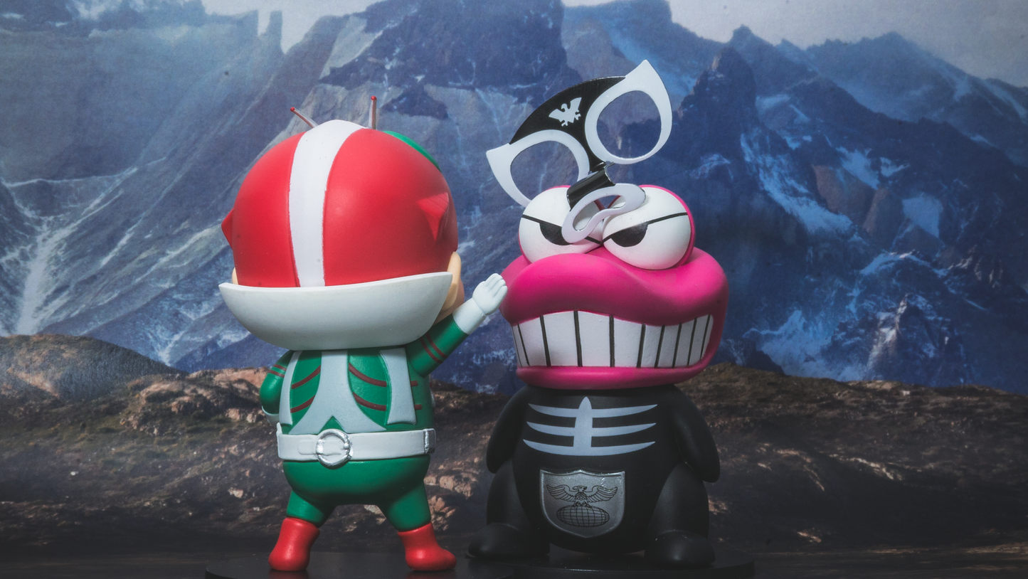 Crayon Shinchan x Masked Rider – Blind Box - DGSQUARED