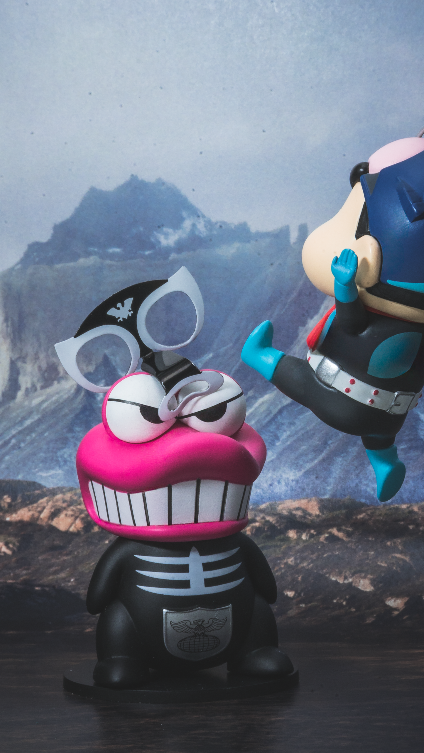 Crayon Shinchan x Masked Rider – Blind Box - DGSQUARED