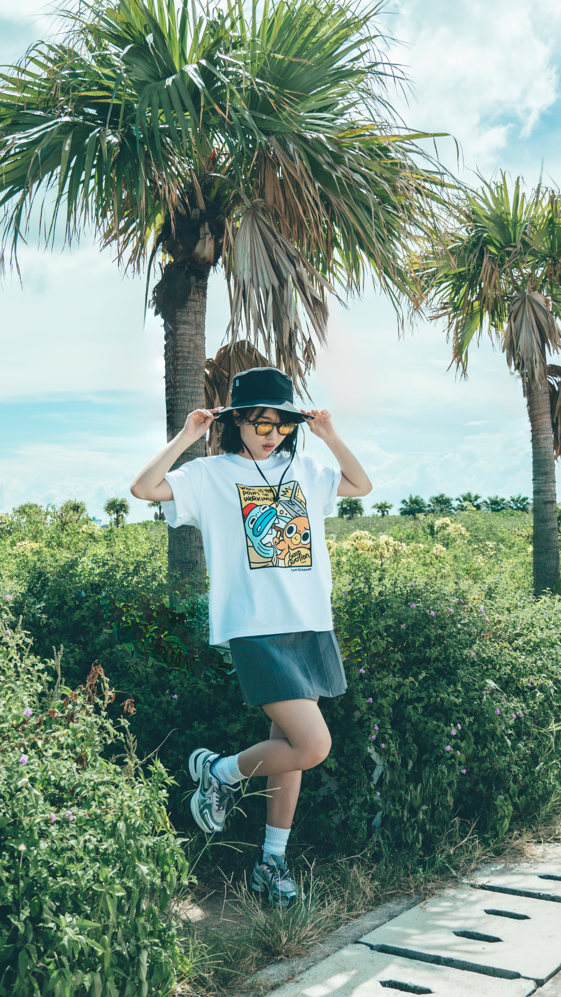 Yumo & Friends – What is the point Tee - DGSQUARED