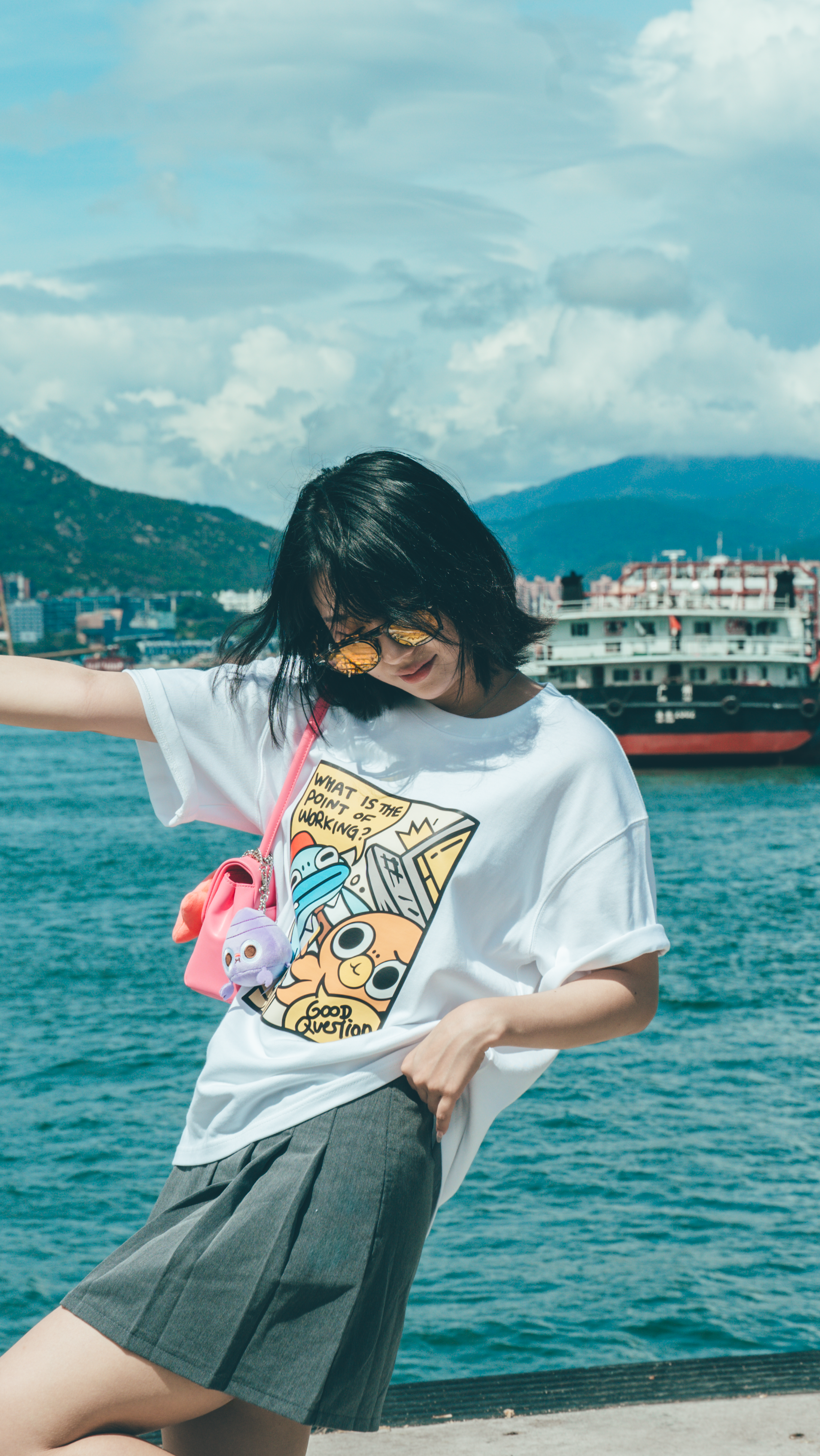 Yumo & Friends – What is the point Tee - DGSQUARED