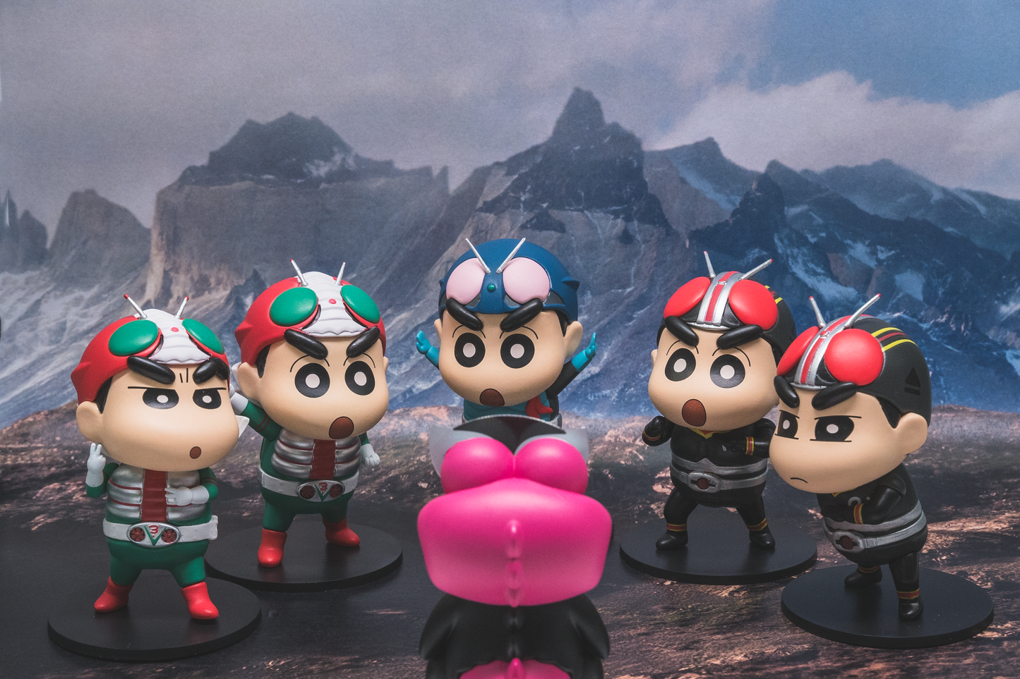 Crayon Shinchan x Masked Rider – Blind Box - DGSQUARED