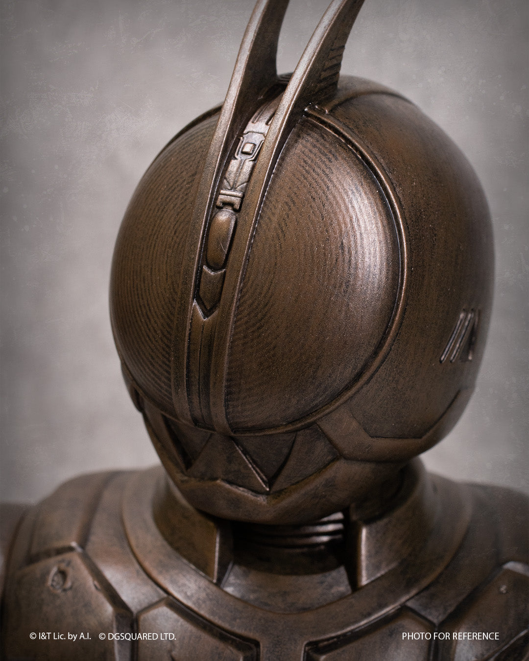 Kamen Rider Faiz Vinyl Half Bust Statue - Bronze color (Pre-order)