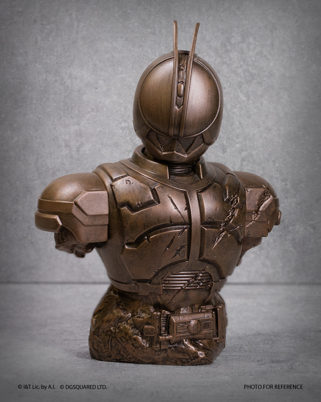 Kamen Rider Faiz Vinyl Half Bust Statue - Bronze color (Pre-order)