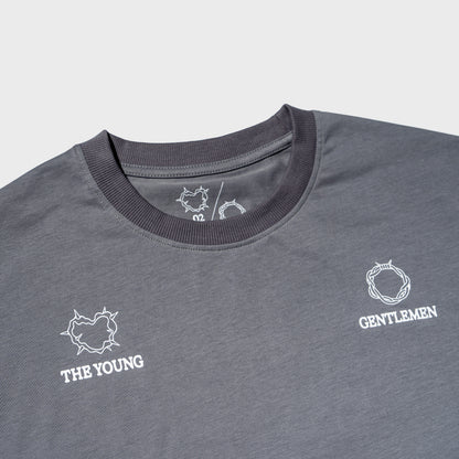 《The Young Gentlemen》 Print Tee