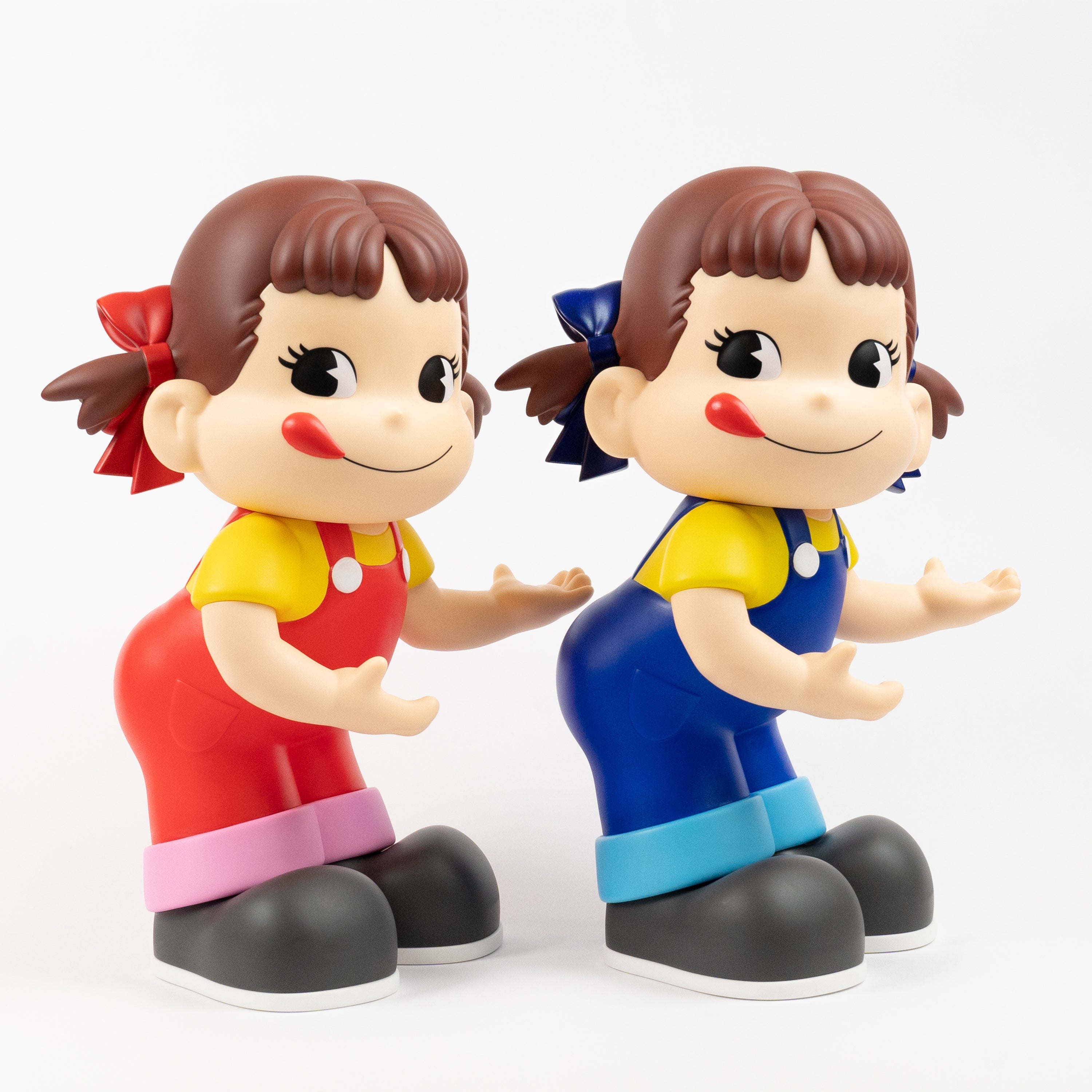 [Pre-Order]Peko Chan Huggu Series Art Toy - (Limited Edition Blue) - DGSQUARED