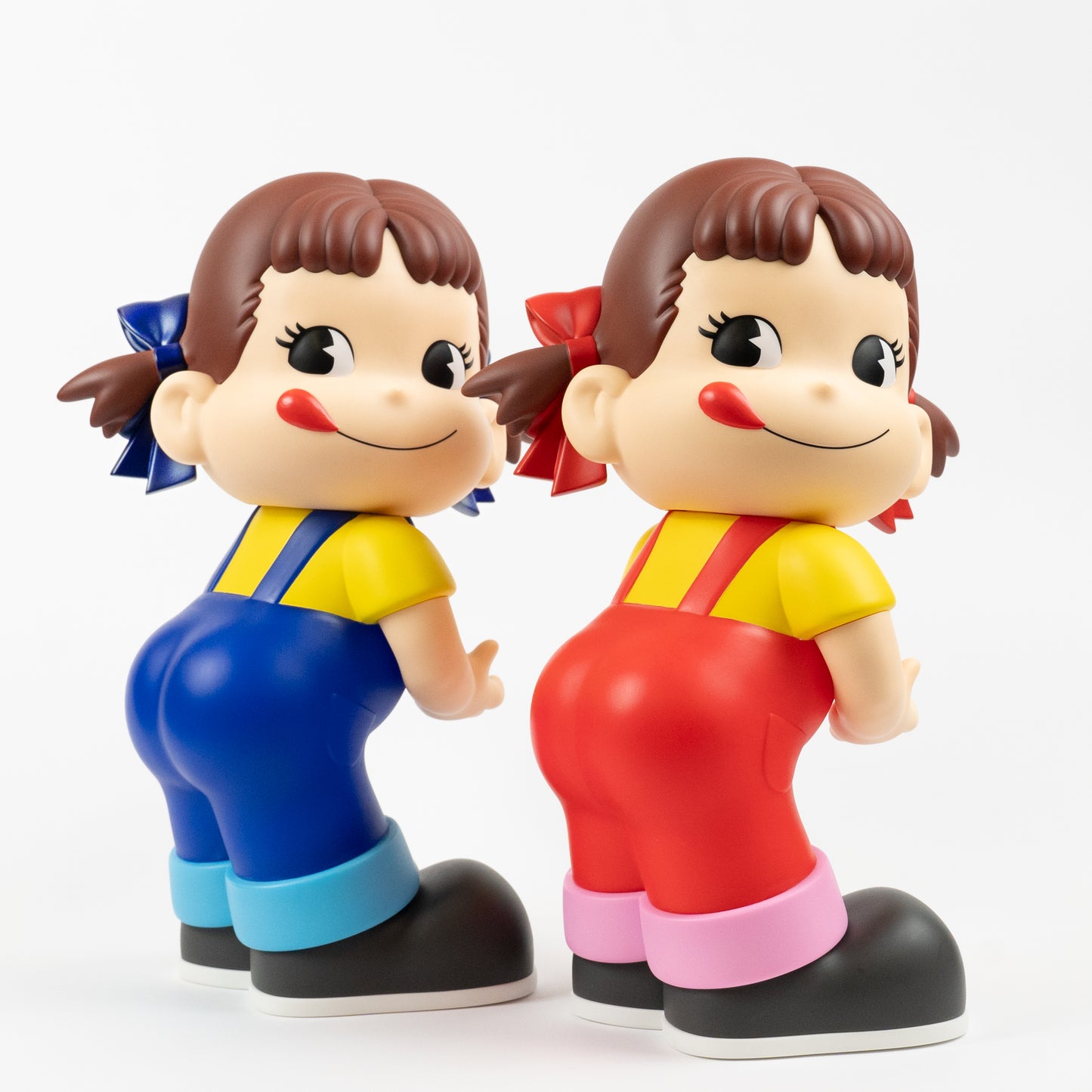 [Pre-Order]Peko Chan Huggu Series Art Toy - (Limited Edition Red)